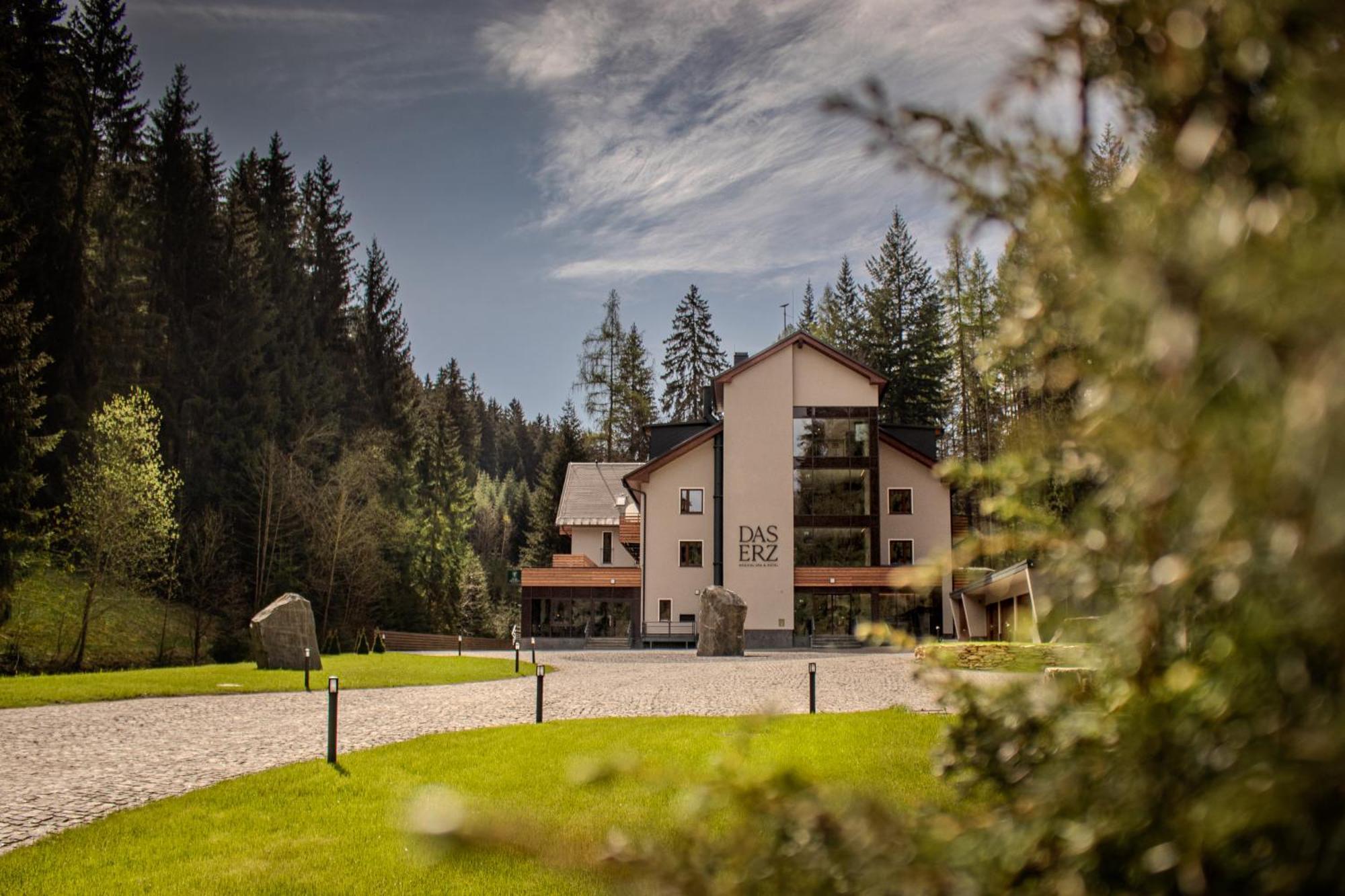 Das Erz Medical Spa & Hotel Rottendorf Extérieur photo
